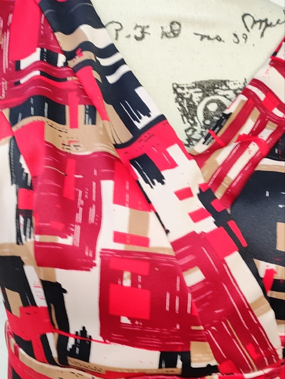 Rabbit Rabbit Rabbit Red, Black & Tan Abstract V‑Neck Sheath Dress - Picture 4 of 10